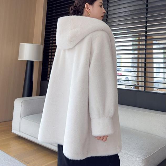Women's Winter Fur Coat Mid-Length Thickened Eco-Friendly Hooded Fur Coat Faux Mink Fur Coat