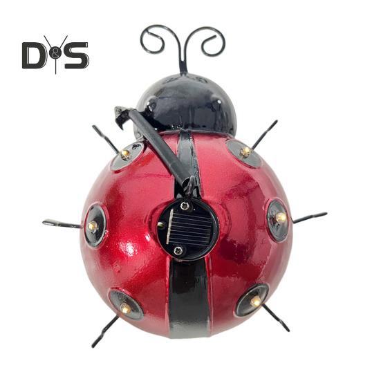 

Садовая статуя божьей коровки, светильник на солнечной энергии, светодиодный декоративный светильник из кованого железа, ландшафтный светильник для двора красный