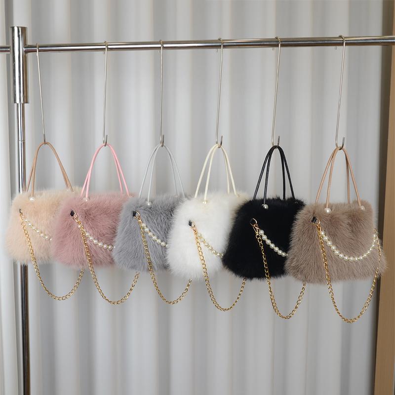 Fake Fox Fur Handbag Adorned with Fake Pearls Soft and Comfortable High-end Texture Large Capacity Women's Messenger Bag