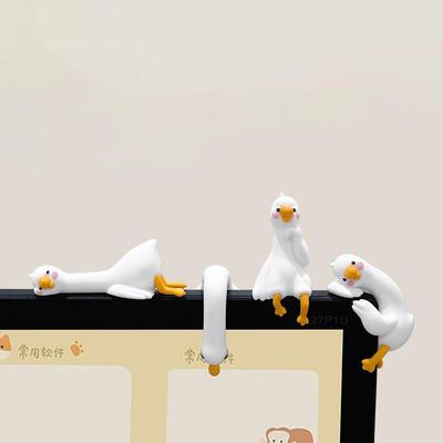 Resin Cartoon Animal Decor For Desk Car Dashboard TV Monitor Gift Idea Cute 3D Duck Figurine Mini Resin Duck Ornament Playful