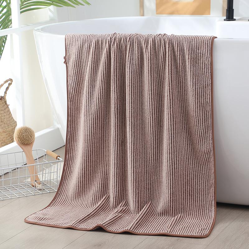 Thickened Coral Fleece Bath Towel Adult Beach Bath Towel Absorbent Quick-drying Bath Towel Household Couple Enlarged Bath Towel