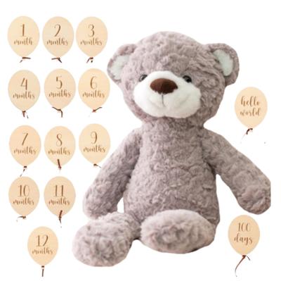 MIHI Plüsch Holz Monatskarten Set Lebensmittelhygienegesetz Erster Buchstabe Monatlich Baby Neugeborenenfoto (Ballonform) [Authentisch, Konform] Tier, Flauschig,