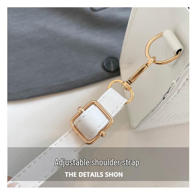 2025 A/W Women's Solid Color Korean-Style Handbag: Simple Crossbody & Single Shoulder Bag for Commuting