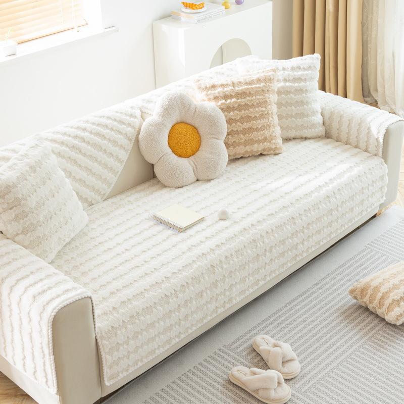 Plush Plaid Sofa Cover Thickened Warm Non-Slip Cushion Winter Luxury Living Room Sofa Decorative Dust Cover Soft Cloth Towel