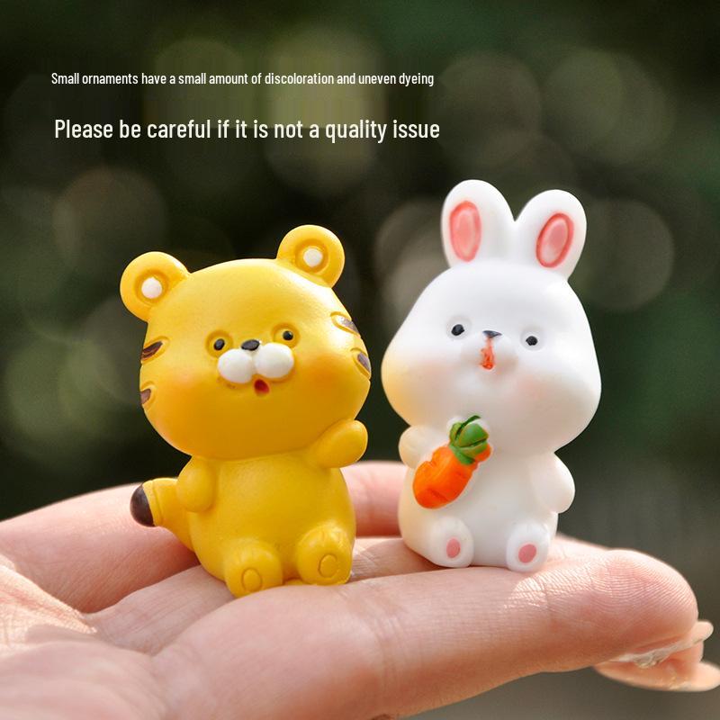 Chinese Zodiac Animal Resin Mini Ornaments for Desk and Car Decor