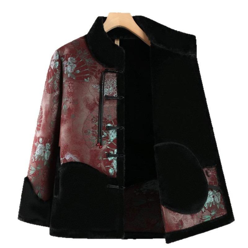 Middle-aged elderly winter coat female grandmother warm cotton-padded clothes old lady velvet Tang clothing mother winter new cotton-padded jacket