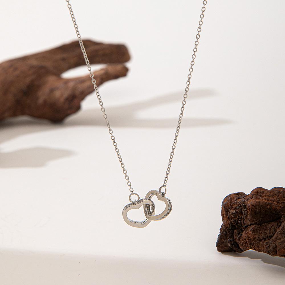 

Дизайнерское стальное ожерелье, женская универсальная цепочка на ключицу, легкая роскошная подвеска премиум-класса Love с аксессуарами