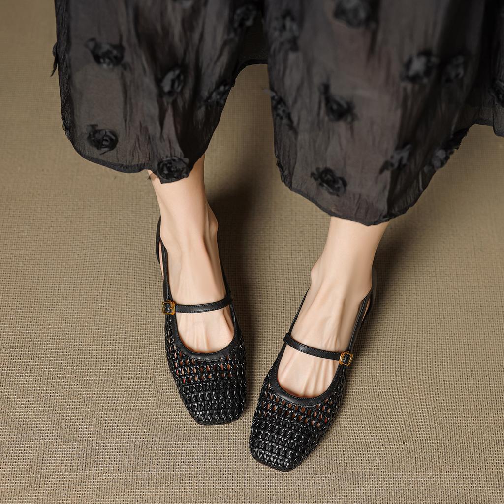 French Retro Soft Leather Square Head Woven Hollowed Mary Jane Shoes Women's 2025 New Middle Heel One-word Strap Single Shoes Women