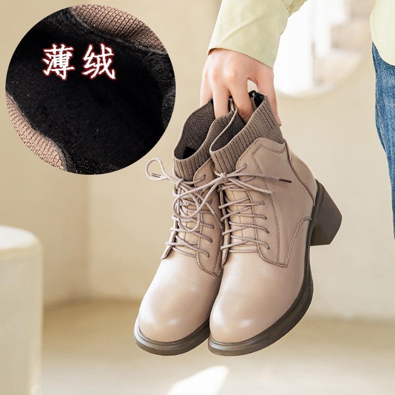 Winter New Knitted Tube Thick Middle Heel Martin Boots Women's Round Head Rear Zipper Versatile Velvet Leather Lace-up Short Boots Women