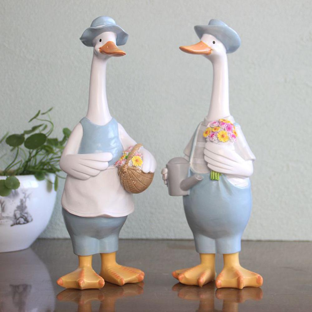 1pc/2pcs Couple Duck Statue Garden Ornaments Cartoon Duck Animal Resin Sculpture Ornaments Decoration For Outdoor Landscape Pond Yard Lawn Garden