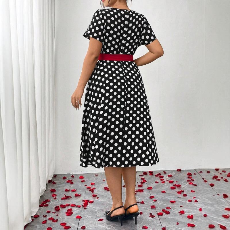 Plus Size Polka Dot Color Block Waisted Knee Length Square Neck Women Summer Dress