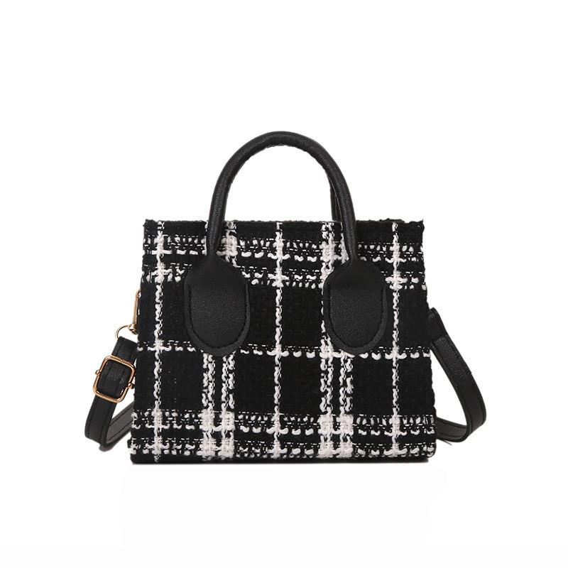 Fashion Grid Pattern Womens Small Shoulder Bag With Zipper Closure For Daily Use