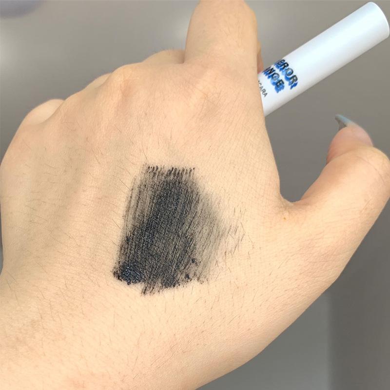 

Тушь для ресниц HER ORANGE~Long Lasting — это водостойкая, устойчивая к поту, стойкая и не размазывающаяся тушь. 01# чёрный