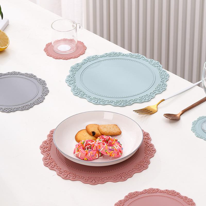 European Lace Silicone Table Mat Retro Embossed Heat Insulation Thickened Round Anti-Skidding Pad Kitchen Waterproof Placemat