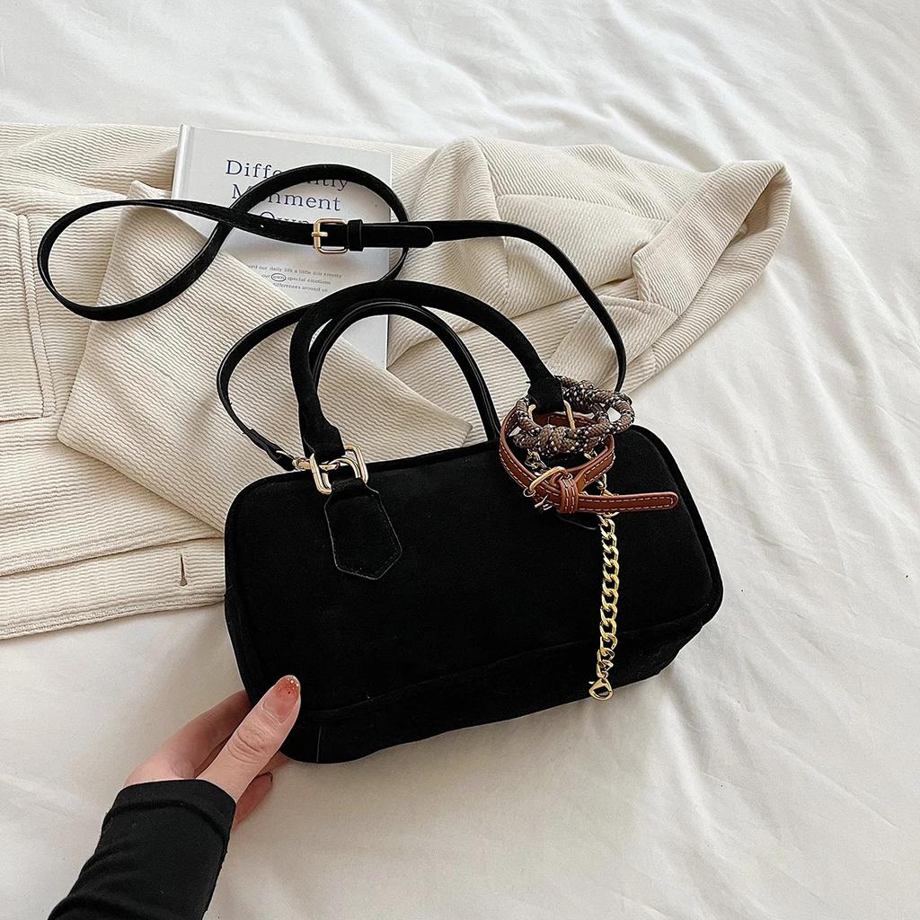 Women Fashion Small Faux Suede Soft Square Handbags and Purses Vintage Winter Crossbody Bag Lady Shoulder Bag