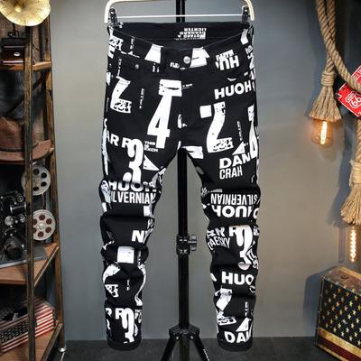 Nuevos pantalones vaqueros con estampado de letras a la moda para hombre, pantalones vaqueros ajustados con estampado de periódico, pantalones vaqueros ajustados con personalidad