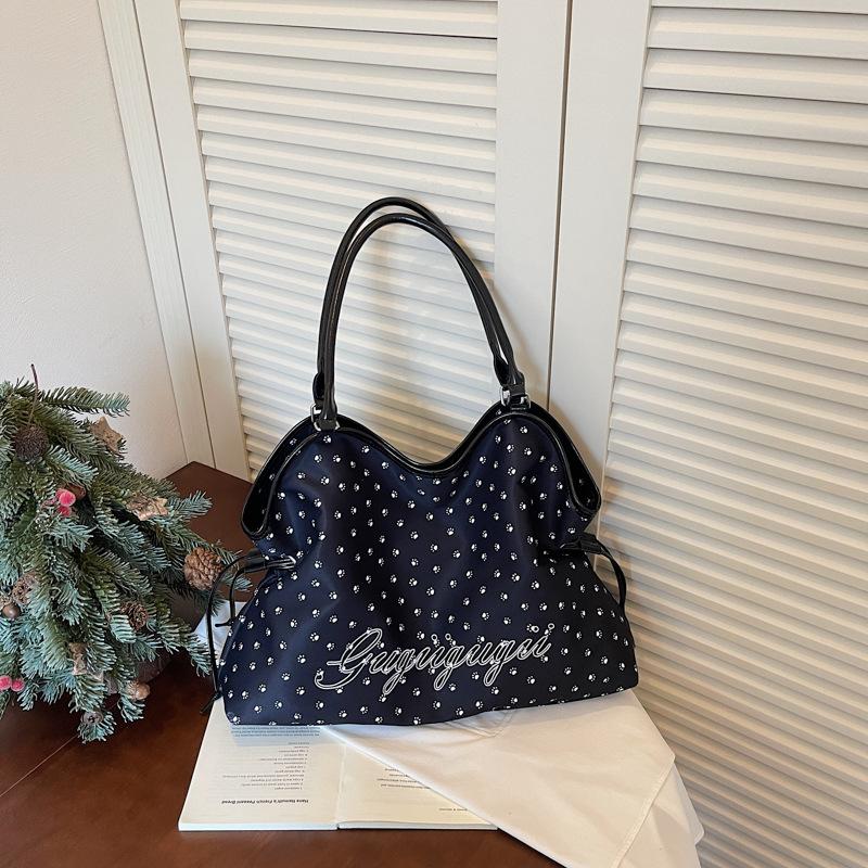 New Arrival Lazy Style Tote Bags Wrinkled Polka Dot Large Capacity Shoulder Bag Women Fashion Colorblock Commute Underarm Bag