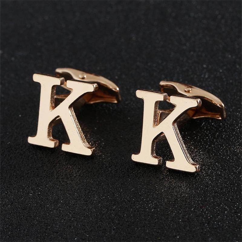 Exklusive goldene Alphabet Manschettenknöpfe für Herren - Elegantes Design für französische Hemden