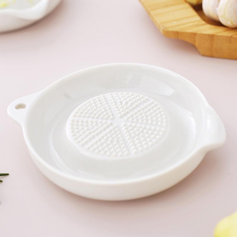 White Simple Style Ceramic Ginger Grater Tool Hand Grinder Garlic Masher Portable Porcelain Carrot Ginger Grinding Kitchen Tool