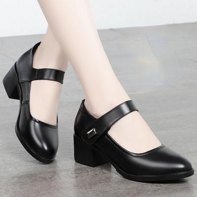 Damen Lederschuhe Herbst Täglich Täglich Rutschfest Weiche Sohle Keilabsatz Mutter Schuhe Schwarz Atmungsaktiv Mittlerer Absatz Arbeitsschuhe