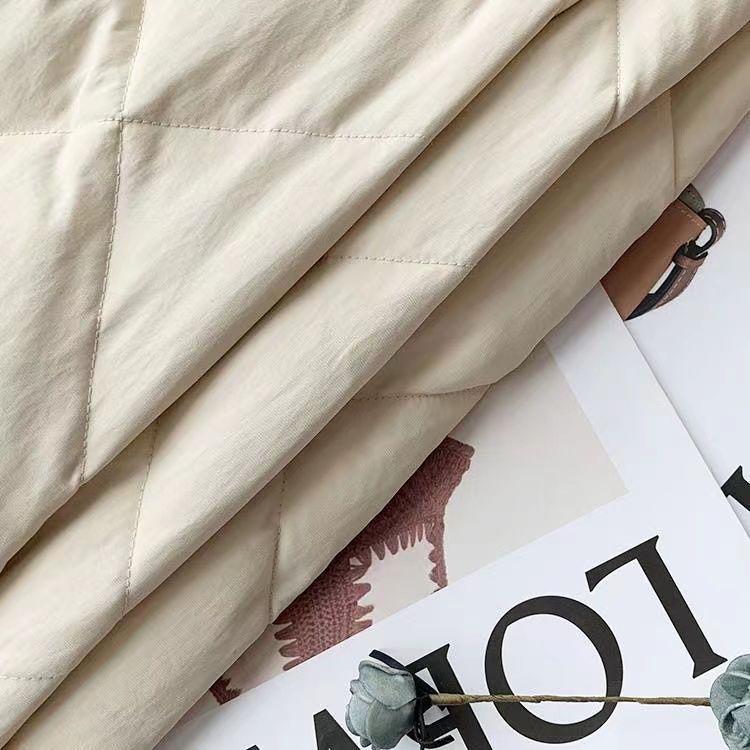 Malá patchworková prošívaná péřová bunda se stojáčkem - Lehká, Krátká, Volný střih, Silné prachové peří z bílé kachny, Směs spandexu na zimu