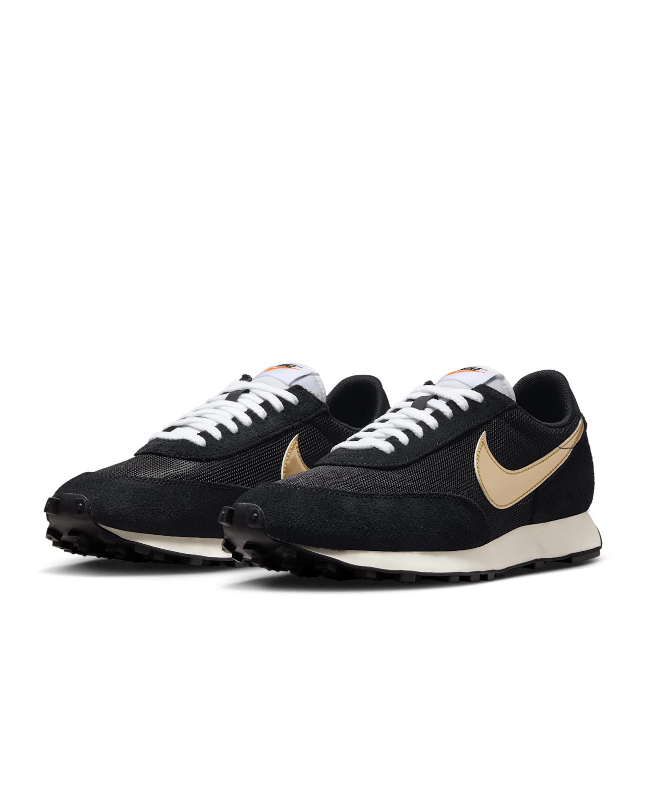 BV7725-003 Nike Daybreak SP Black Metallic Gold (Men s) 8.5