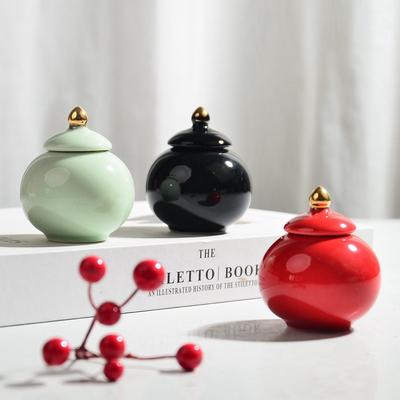 Small Ceramic Powder Salt Sealed Jar Gold-topped Round Balm Cream Bottle Tea Ceramic Jar
