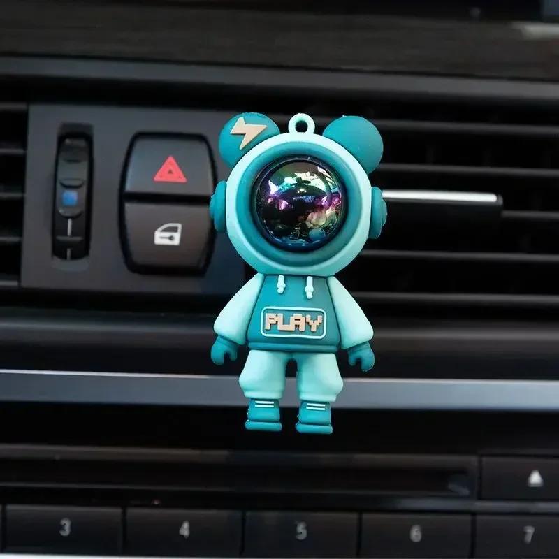 1PCS Car Air Outlet Aromatherapy Tablets Perfume Air Conditioner Car Perfume Clip Decoration Car Cartoon Astronaut Aromatherapy