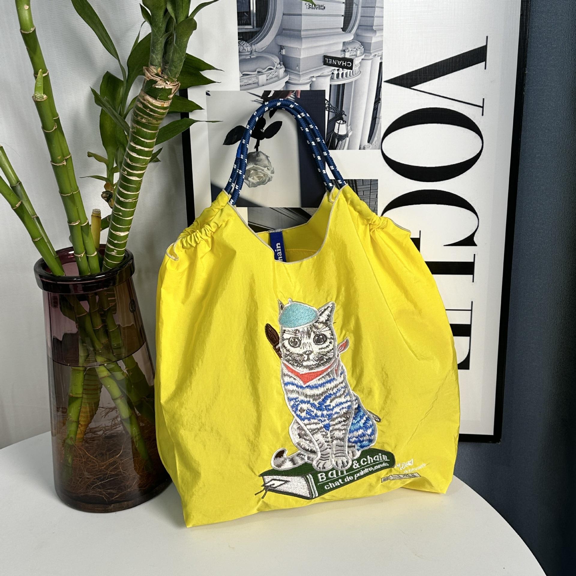 

Жіноча модна літня вишита сумка на плече з ланцюжком у вигляді кульок великої місткості Medium Bag Only