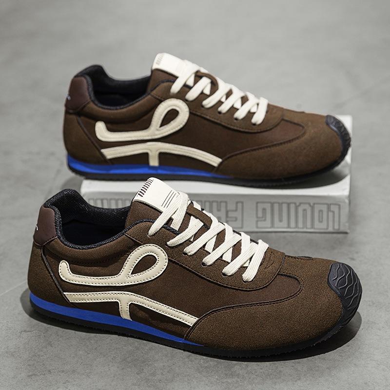 New Shoes for Men Breathable Casual Sport Shoes Fashion Flat Skateboard Shoes Youth Slip-on Sneaker