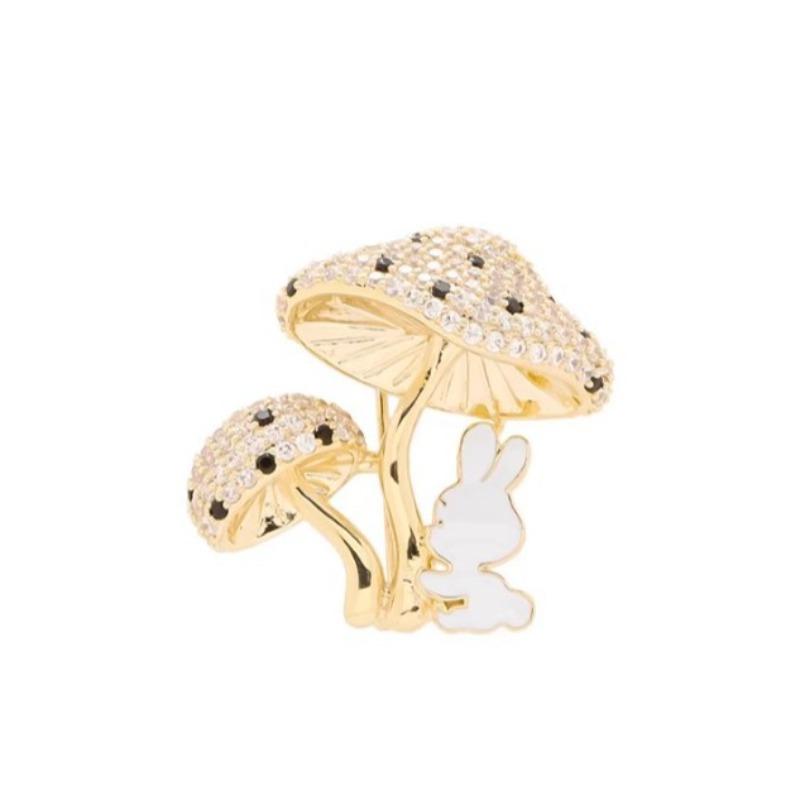 Exquisite Mushroom Rabbit Brooch for Women Men Fashion Mushroom Rabbit Brooches Pins Jewelry Accessories Party Gifts