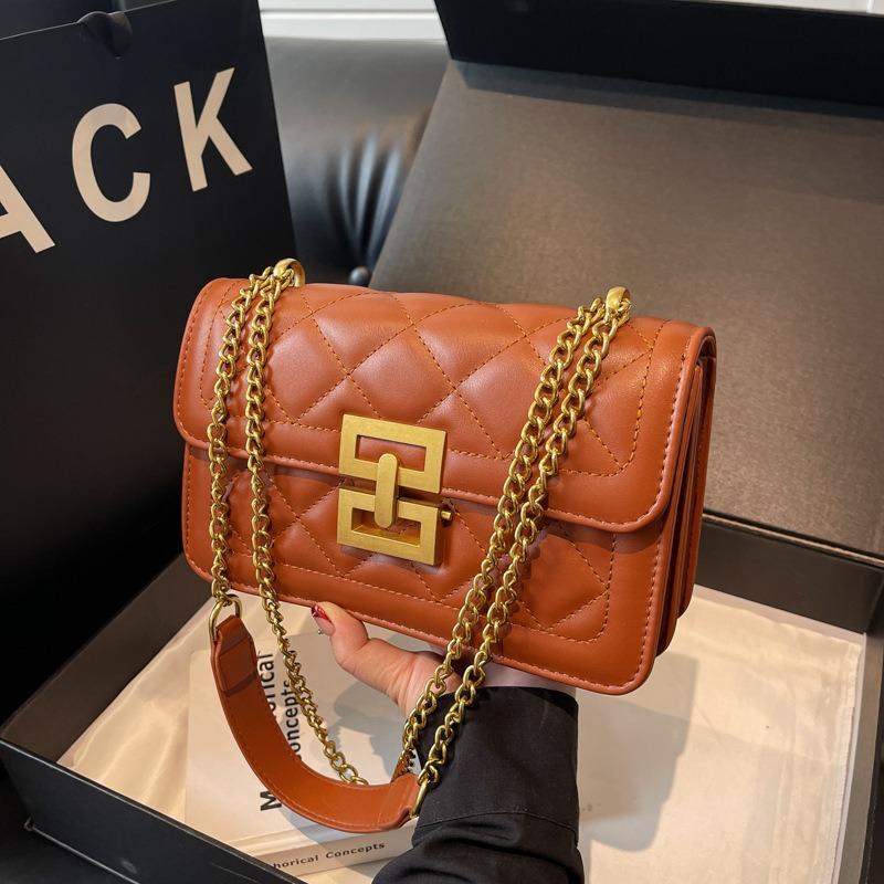 Rhombus Embroidery Thread Underarm Bag New Popular Chain Messenger Bag Women's Bag Autumn and Winter Retro Shoulder Small Square Bag