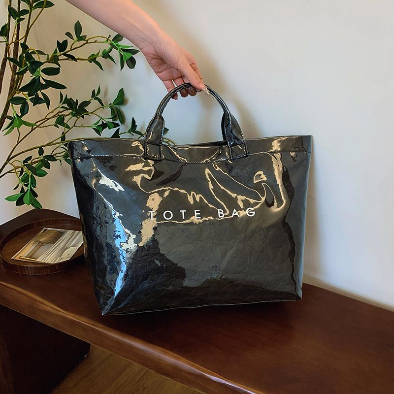 Versatile Jelly Manual Bag for Women Simple Large Capacity Commuting Tote Elegant and High-end New