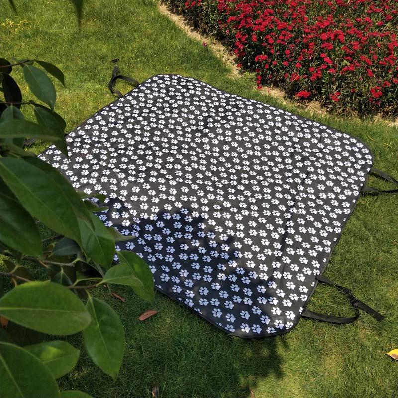 

Водонепроницаемый и грязеотталкивающий коврик для домашних животных из ткани Оксфорд — подушка на сиденье автомобиля для собак и защита багажника. 144*120 cm