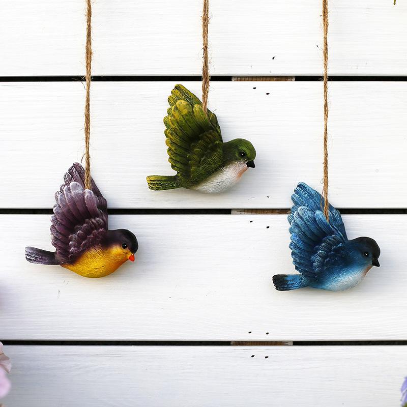 

Creative Resin Bird Wall Hanging for Garden and Balcony Decor