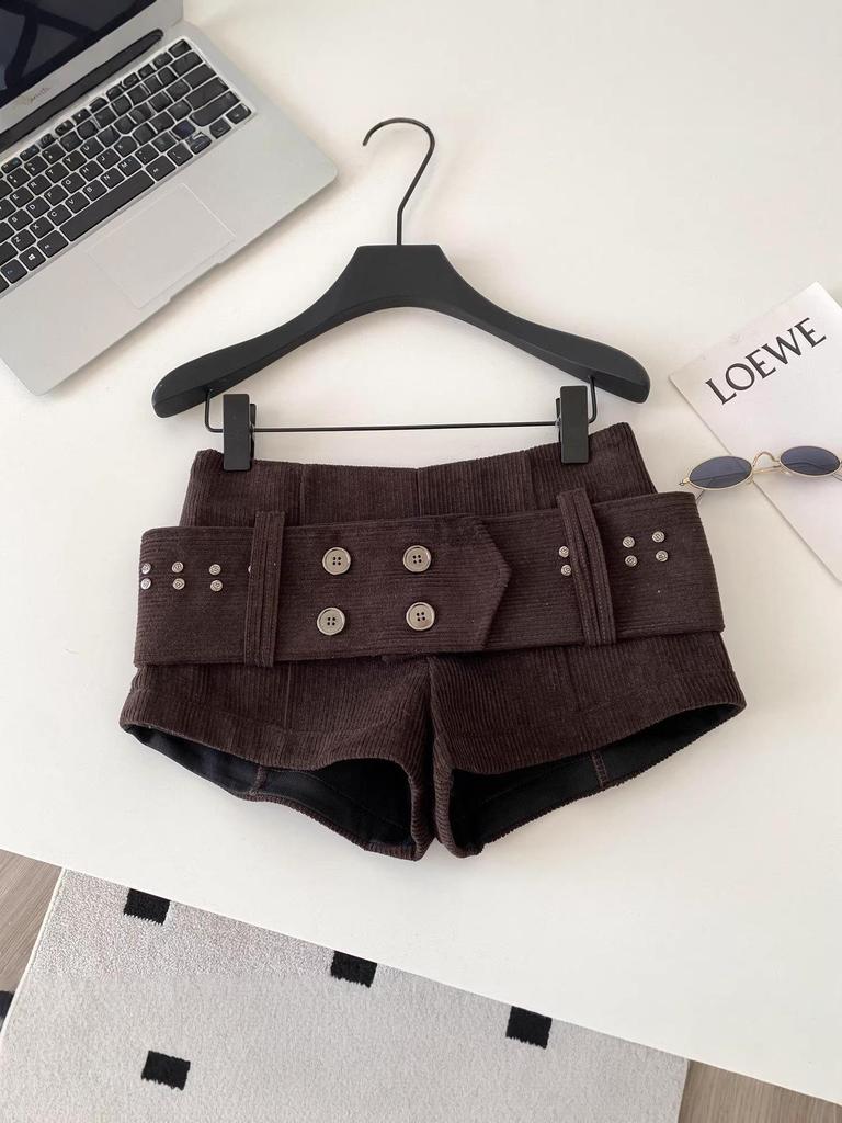 American Retro Low-Waist Corduroy Belted Shorts for Women - Autumn/Winter Fashion