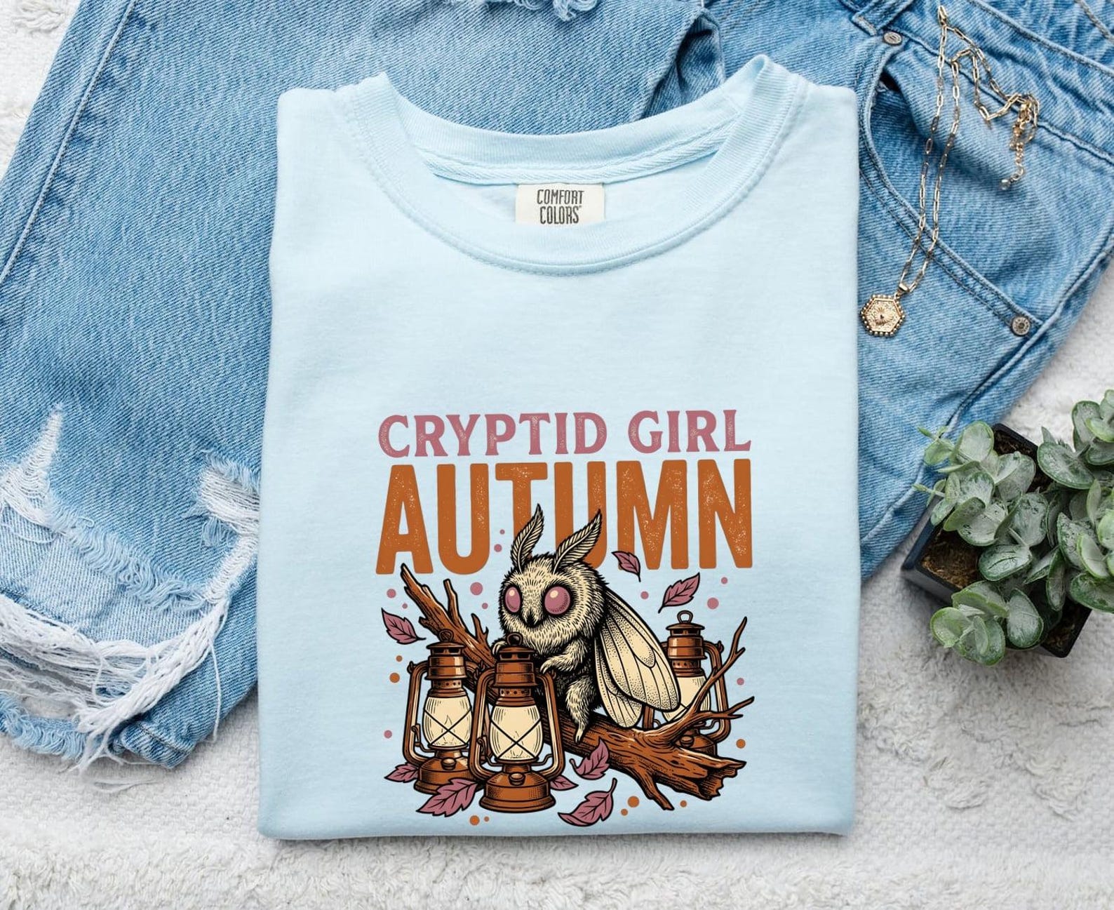 Moth Cryptid Shirt Cryptid Gothic Gift Women Vintage Tee Mothman T-Shirt Cryptozoology Enthusiast Retro Tshirt Dark Graphic Hand Drawn 3XL