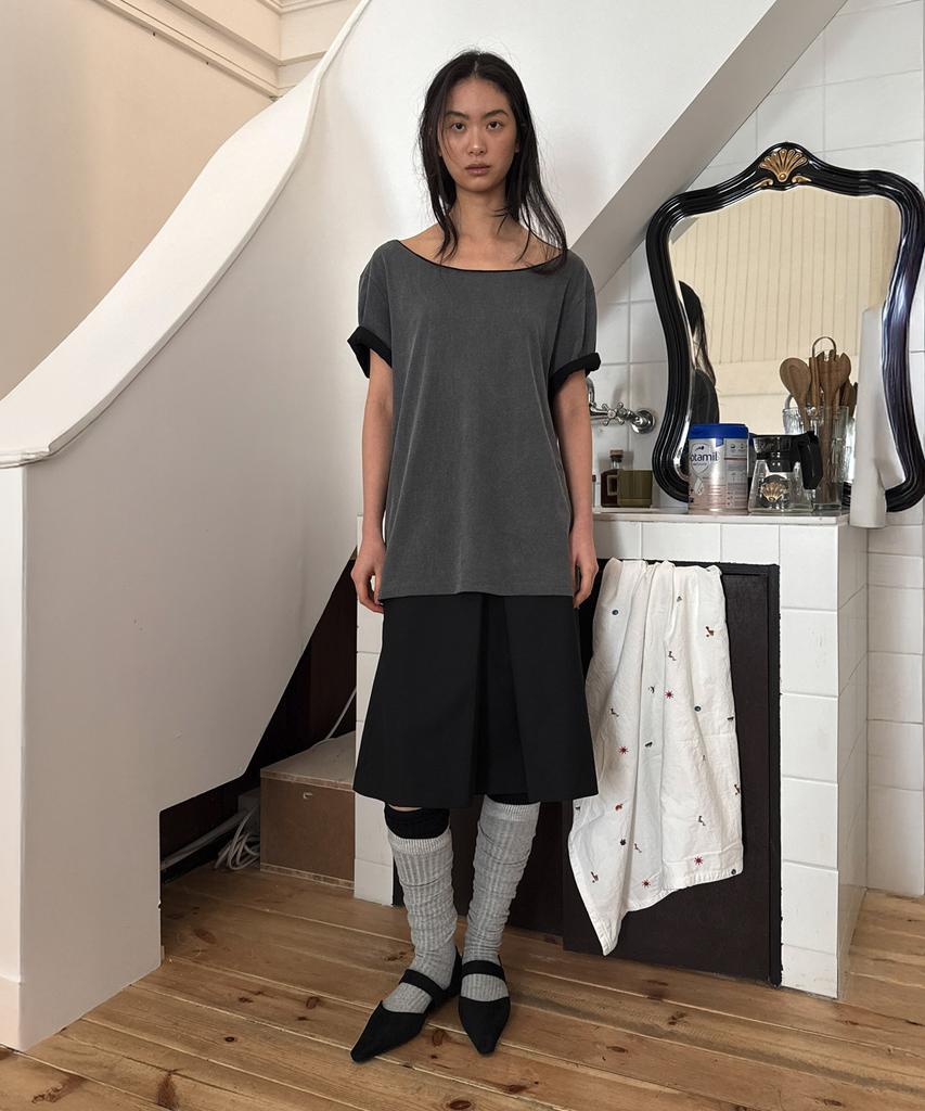 Daiaegeuneol Low Rise Midi Skirt (Black)
