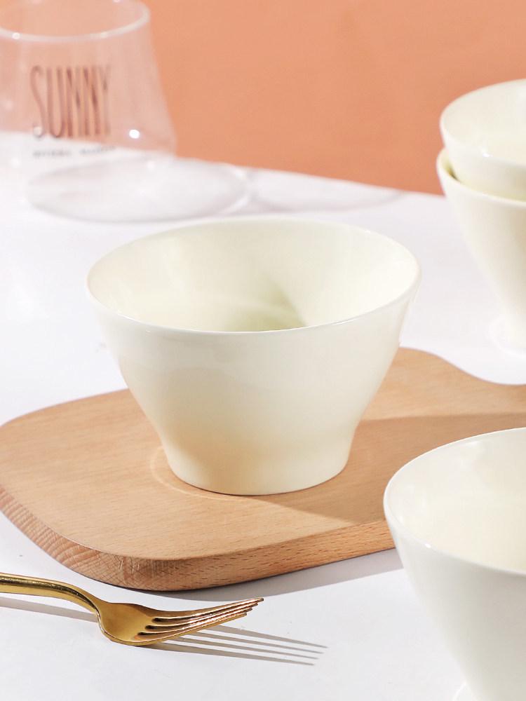 Set of 6 Cream-Colored 5-Inch Creative Rice and Soup Bowls - New Trendy Design