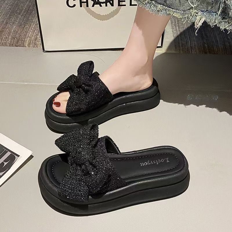 Bow Internet celebrity wearing versatile platform slippers 2025 new fairy style muffin non-slip beach sandals
