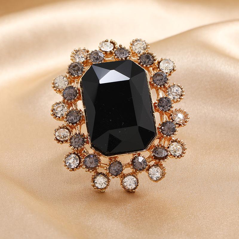 European Retro Elegant Rhinestone Adjustable Ring