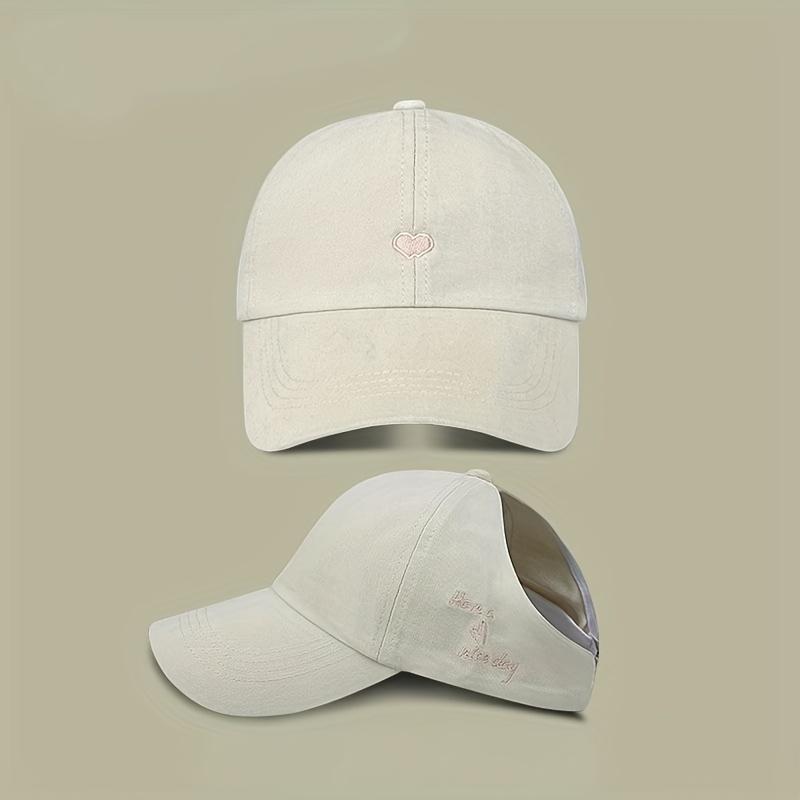

1 шт. Женская регулируемая бейсболка с отверстием для хвостика | Дышащая шляпа от солнца с вышивкой в виде сердца, Легкая вязаная повседневная шляпа | Отпуск, Модная универсальная бежевый