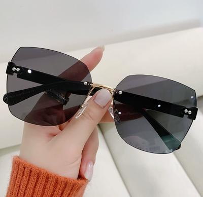 Rimless Irregular Shape Sunglasses Lightweight UV Protection Large Lens Frame Durable Metal Bridge Modern Design Unisex Eyewear