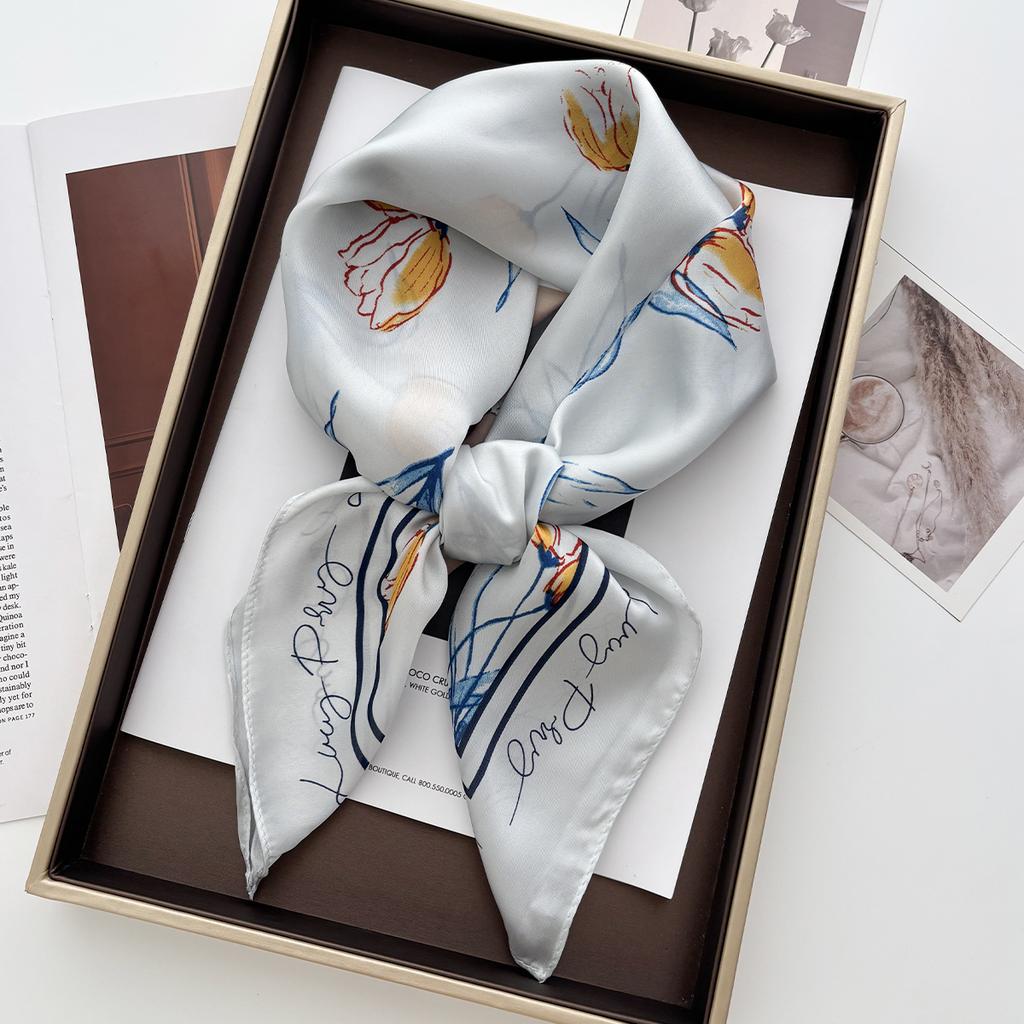 1pcs Summer Bright Oil Painting Lemon Print Small Square Women Satin Neck Tie Scarfs Soft Neat Ladies Neckerchiefs