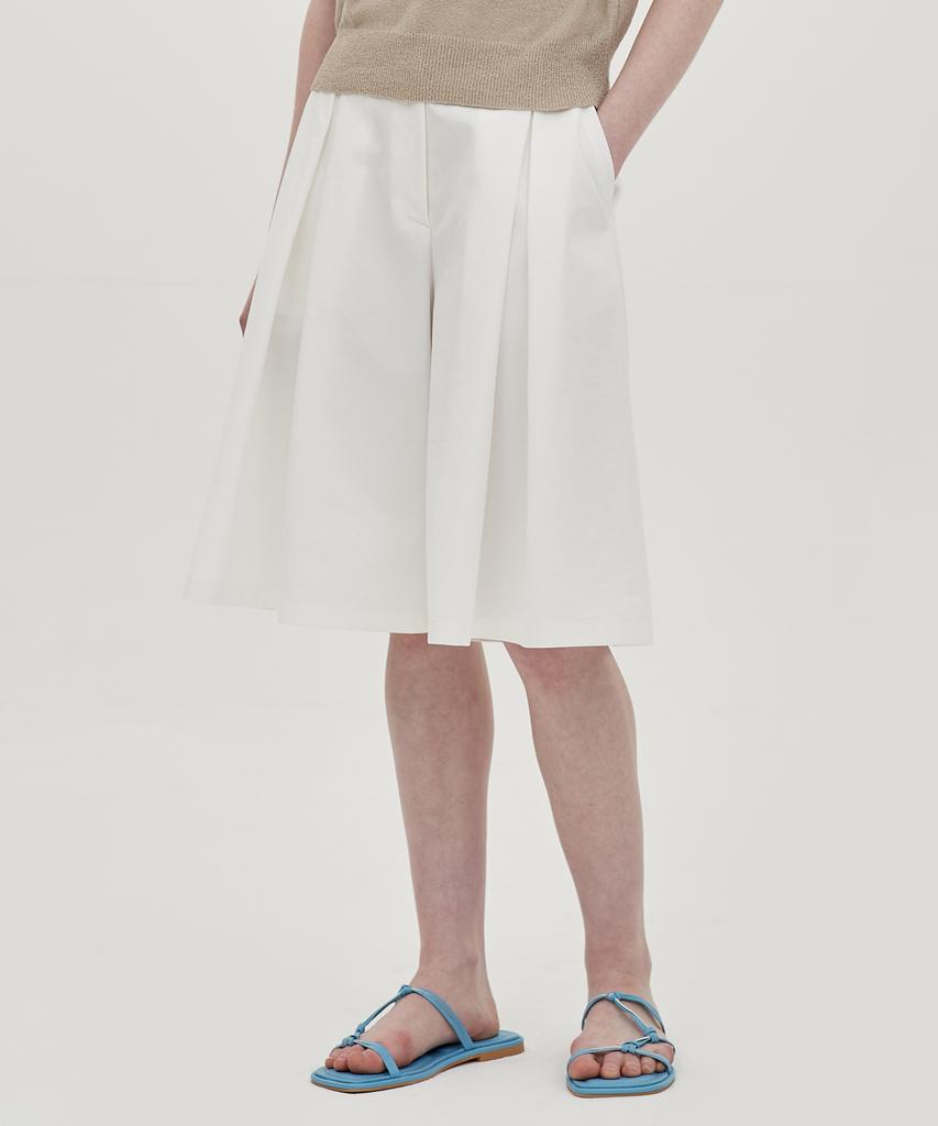 JUN BY JUN K A-Line Shorts_White