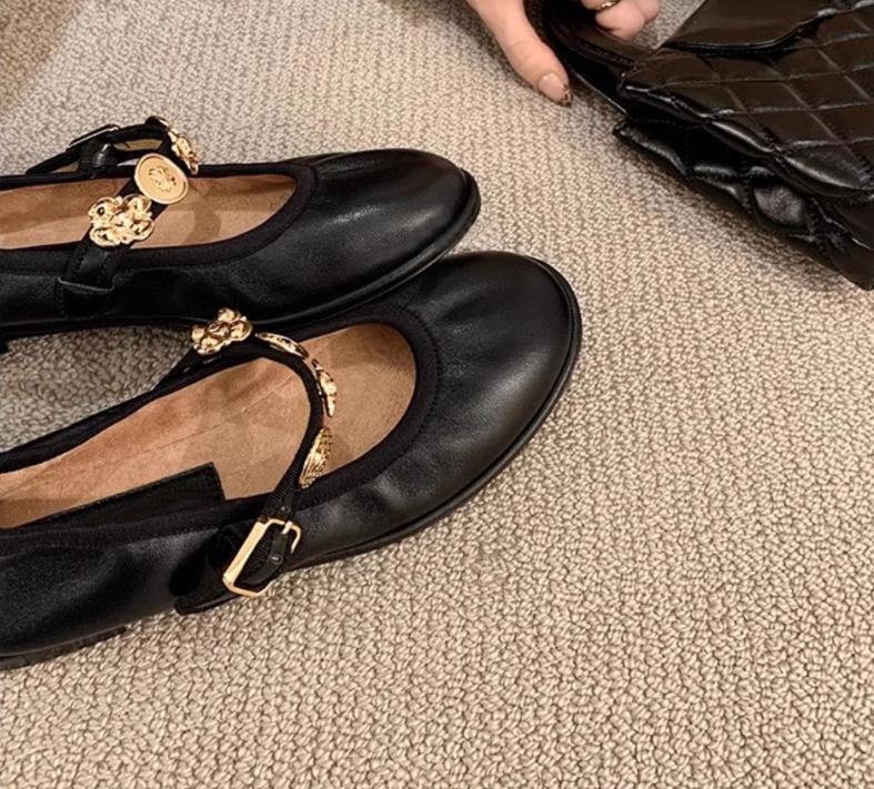 

[Су Иньинь тот же стиль] город Сяосян~ супермягкие значки из овчины, пряжки, балетки Мэри Джейн, женские туфли для бабушки, одинарные туфли 40 чёрный