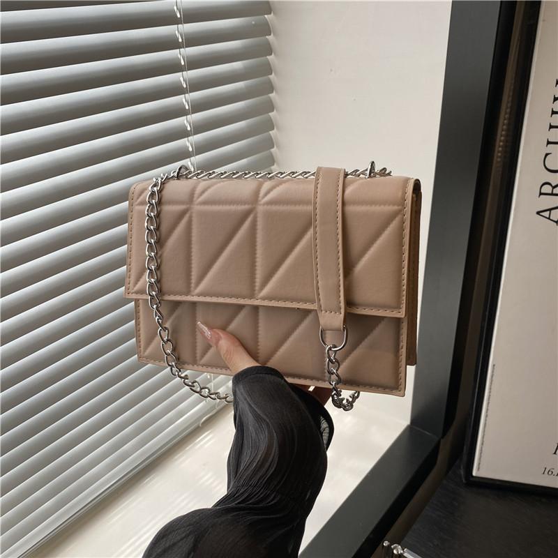 

Bag women s new small square bag personalized diamond chain new casual aesthetic temperament shoulder messenger bag хаки