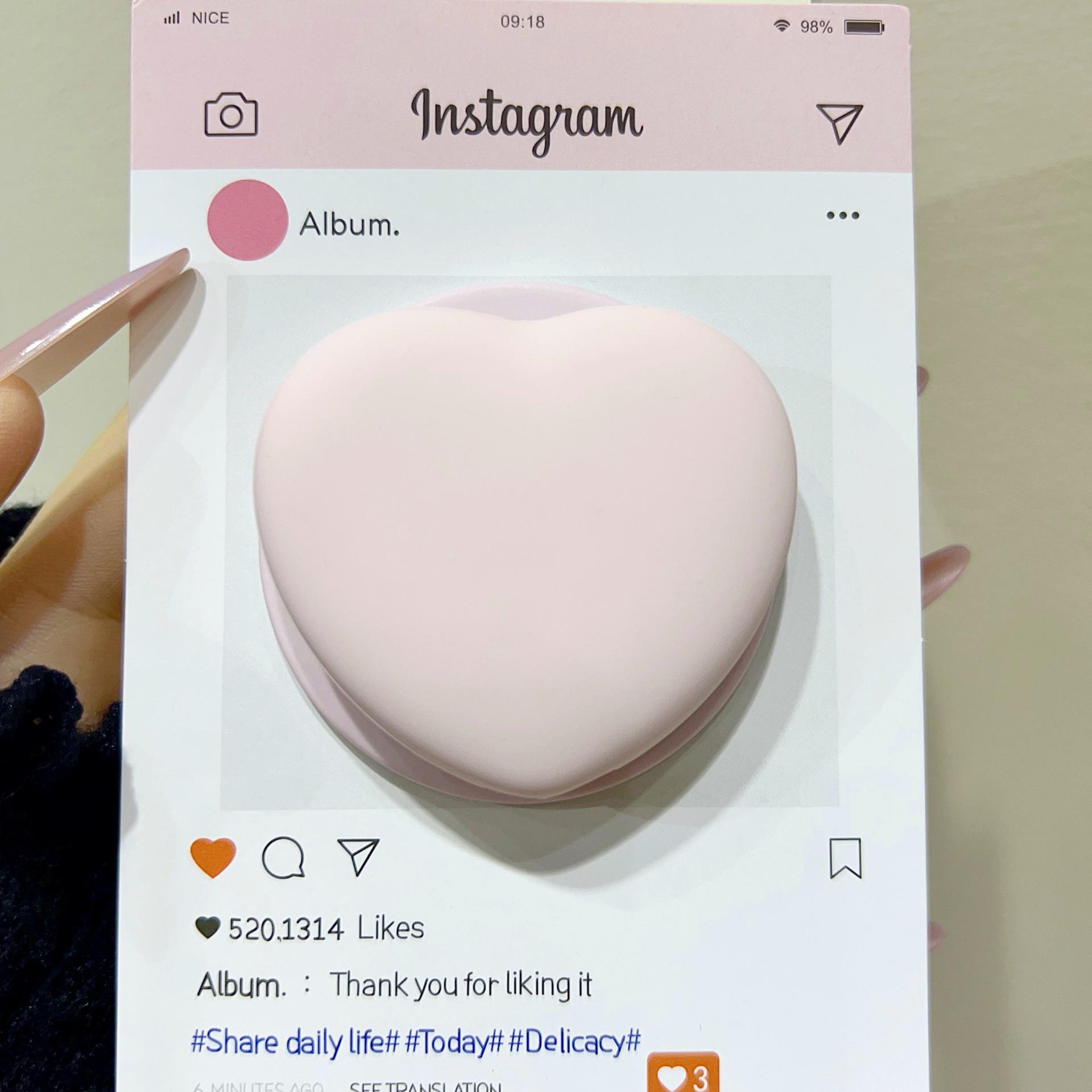 Liquid Silicone Heart-Shaped MagSafe Magnetic Bracket with Strong Adhesion and Retractable Airbag for Trendy Desktops Magnetic Airbag Bracket [OPP Bag]