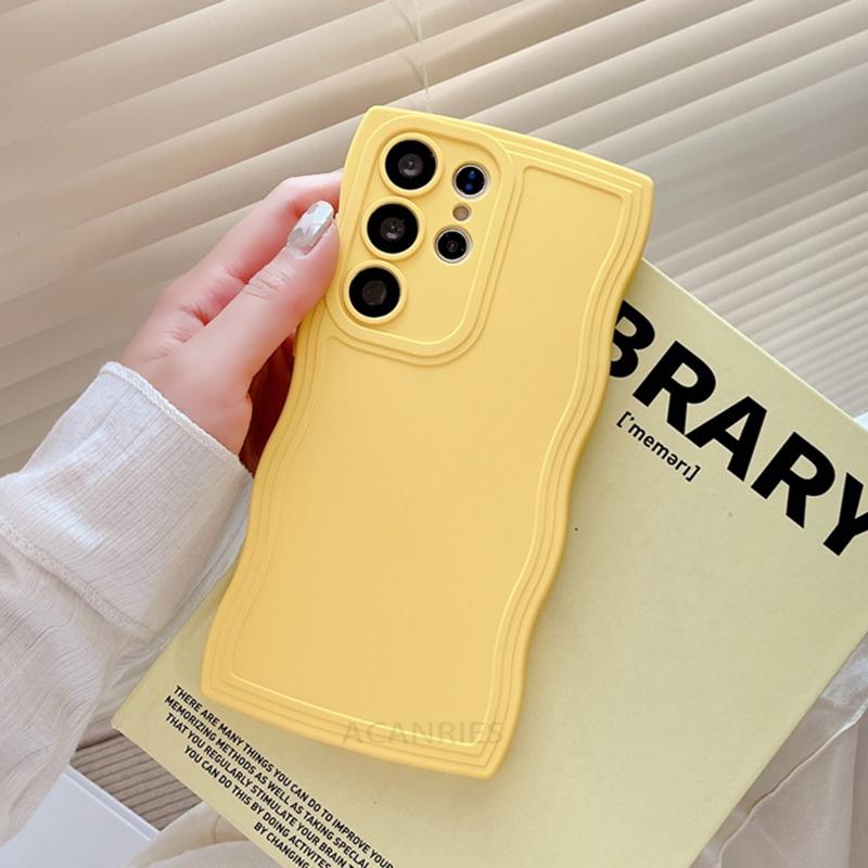 S 24 23 22 21 Curly Wavy Liquid Silicone Case For Samsung Galaxy S24 S23 S22 S21 S20 Plus Ultra Fe S10 Protect Soft Cover S23fe