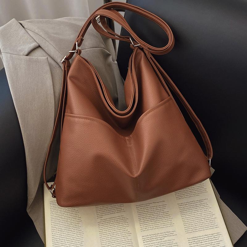 

College student tote bag women 2025 new versatile high-end sense large-capacity commuting backpack autumn and winter going out backpack коричневый